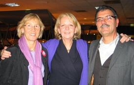 Die Landesvorsitzende und Spitzenkandidatin Hannelore Kraft mit Liesel Koschorreck MdL und Peter Münstermann